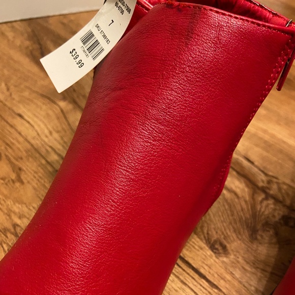 Red Faux Leather STREETWEAR SOCIETY Urban Planet Booties (Size 7) - Picture 4 of 6